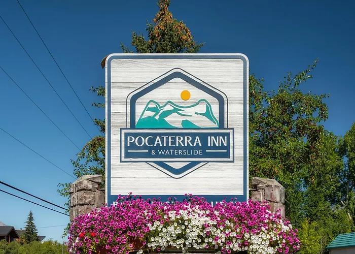 Pocaterra Inn & Waterslide
